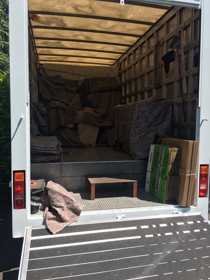  Removal Company in Huddersfield, Moving House Kirklees